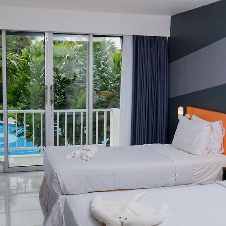 Hotel Grand Elty Krakatoa à Kalianda Extérieur photo