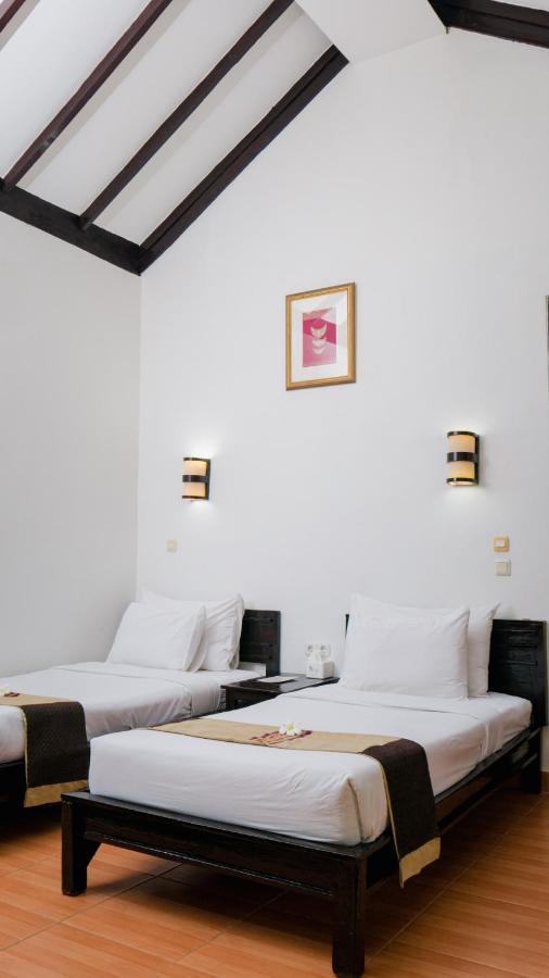 Hotel Grand Elty Krakatoa à Kalianda Extérieur photo